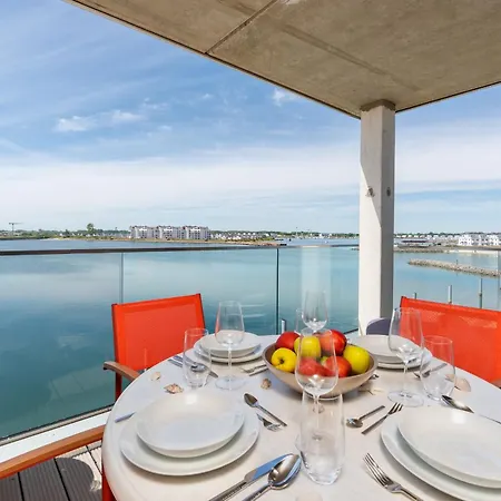 Апартаменты Brise- Direkt Am Wasser, Hafenblick, Fahrstuhl, Sauna, Ueberdachter Balkon