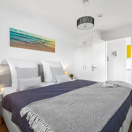 Brise- Direkt Am Wasser, Hafenblick, Fahrstuhl, Sauna, Ueberdachter Balkon *