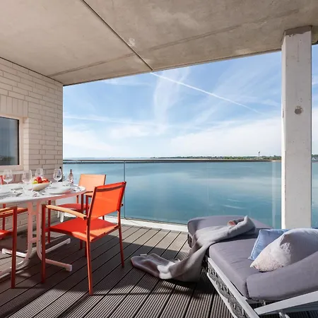 Brise- Direkt Am Wasser, Hafenblick, Fahrstuhl, Sauna, Ueberdachter Balkon *