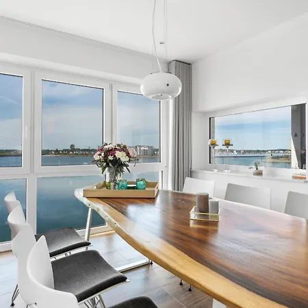 Brise- Direkt Am Wasser, Hafenblick, Fahrstuhl, Sauna, Ueberdachter Balkon