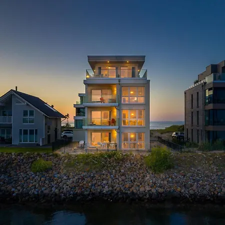 Brise- Direkt Am Wasser, Hafenblick, Fahrstuhl, Sauna, Ueberdachter Balkon * Ольпениц